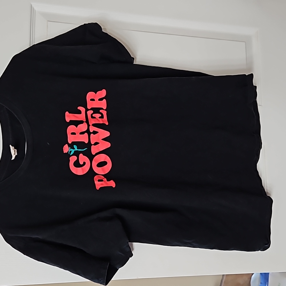 Gildan cropped Girl Power tshirt